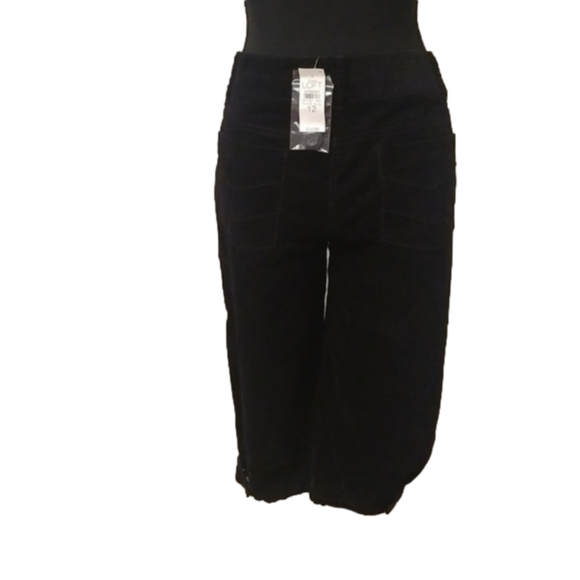 LOFT Pants - NWT Loft cropped size 12 corduroy black pants